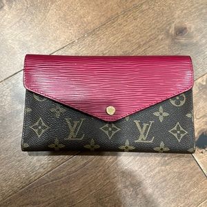 Louis Vuitton large vallet